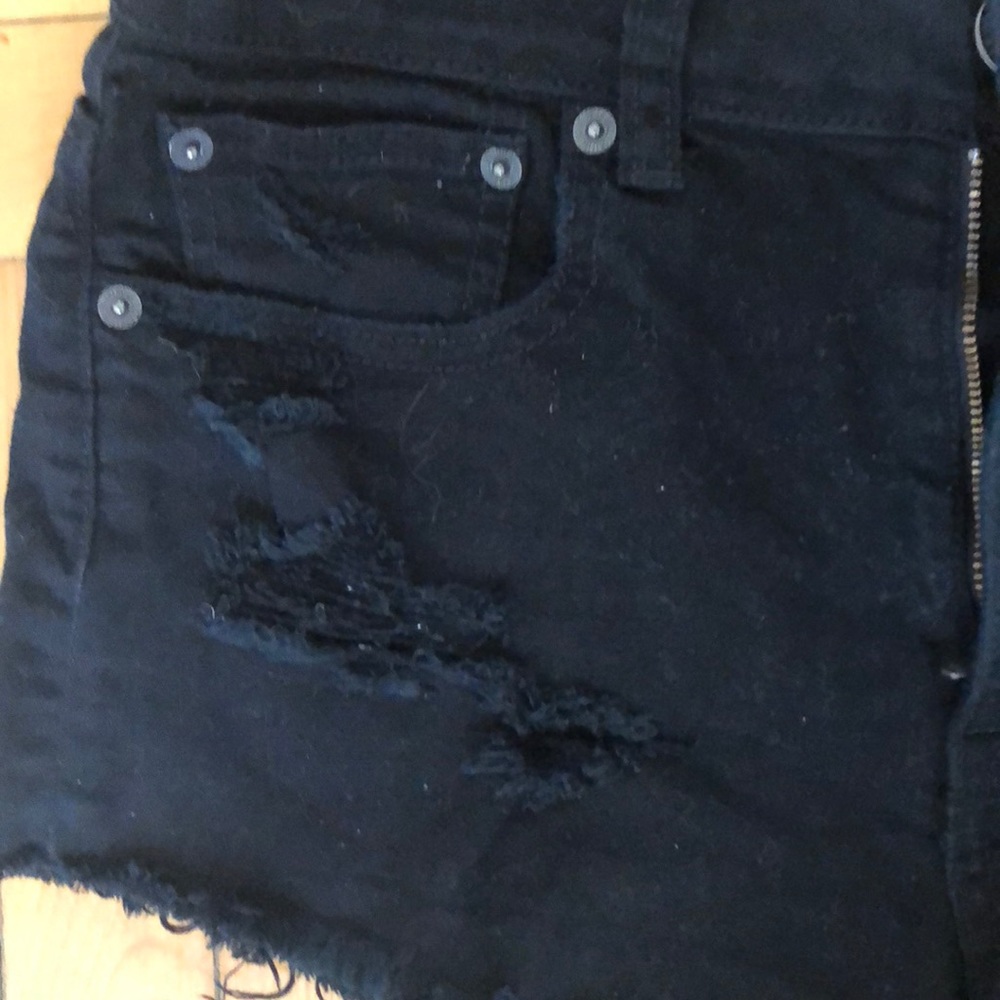 Short Shorts - Picture 2 of 4